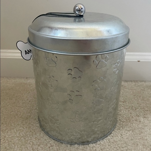 Silver dog treat tin container - Picture 1 of 4